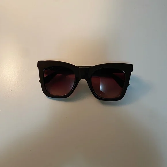 Diff Eyewear | Accessories | Diff Talia Brown Wayfarer  display picture 2